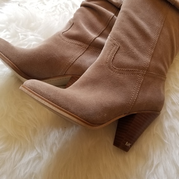 Michael Kors Divia Suede Boots 5.5 - Picture 5 of 6